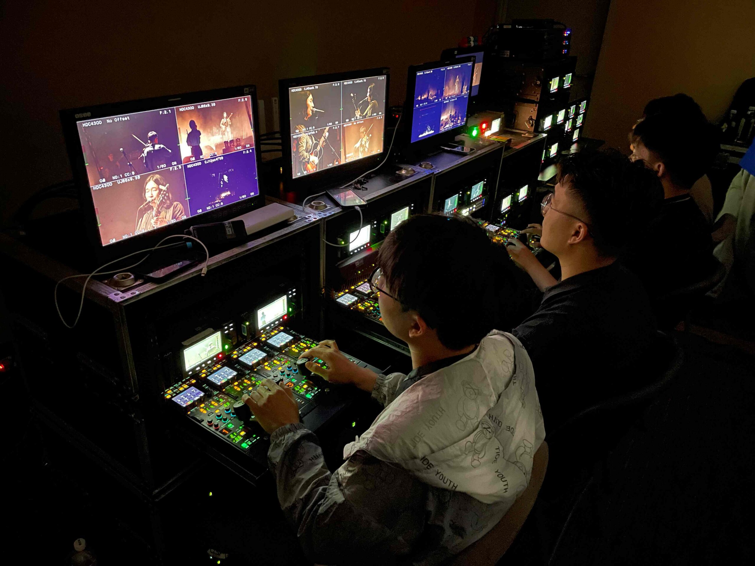2023万能青年旅店上海特别专场现场图片 4